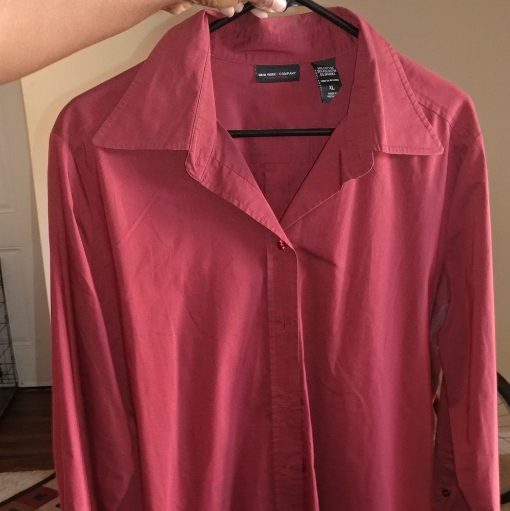 Button Downs - Picture 5 of 8